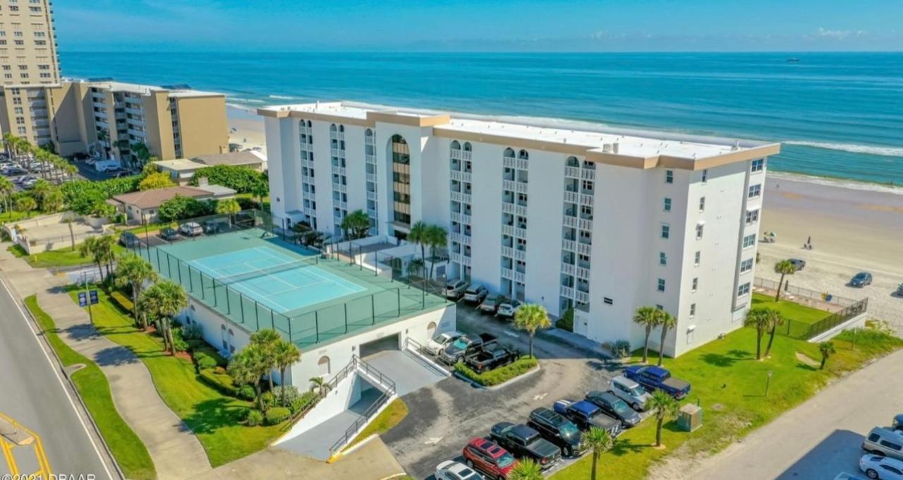 Apartamento Beach Oasis 601 Gorgeous Ocean Front Ocean View For 10 Sleeps Up To 15 Daytona Beach Exterior foto