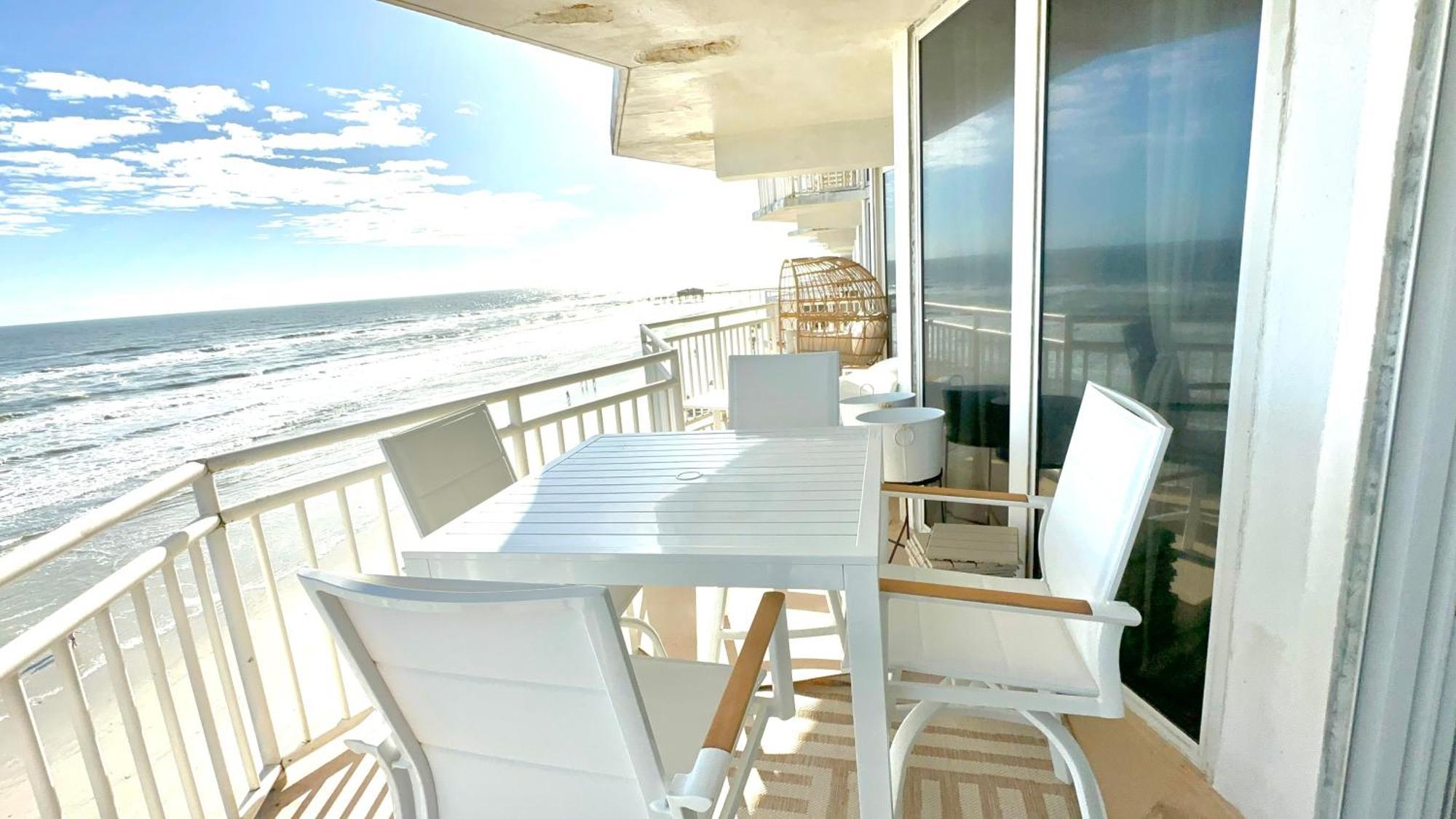 Apartamento Beach Oasis 601 Gorgeous Ocean Front Ocean View For 10 Sleeps Up To 15 Daytona Beach Exterior foto